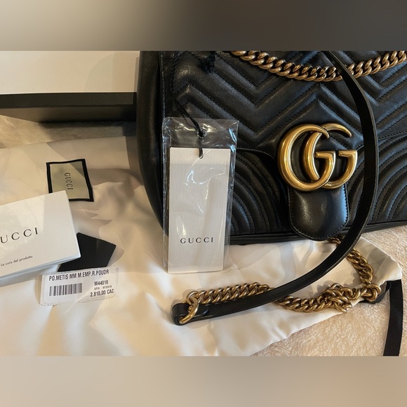 Gucci Marmont Medium Shoulder Bag - Picture 6 of 7